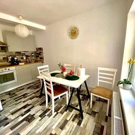 Vinyl's Place * Brașov