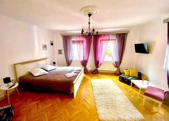 Holiday home Vinyl's Place